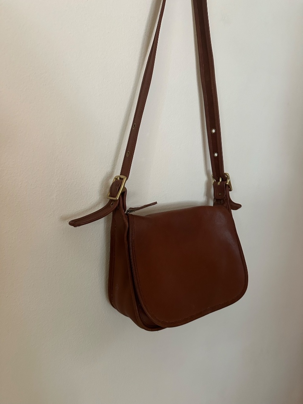 Vintage Coach Saddle Bag Style 9891 British Tan Leather Crossbody Purse - Picture 8 of 10